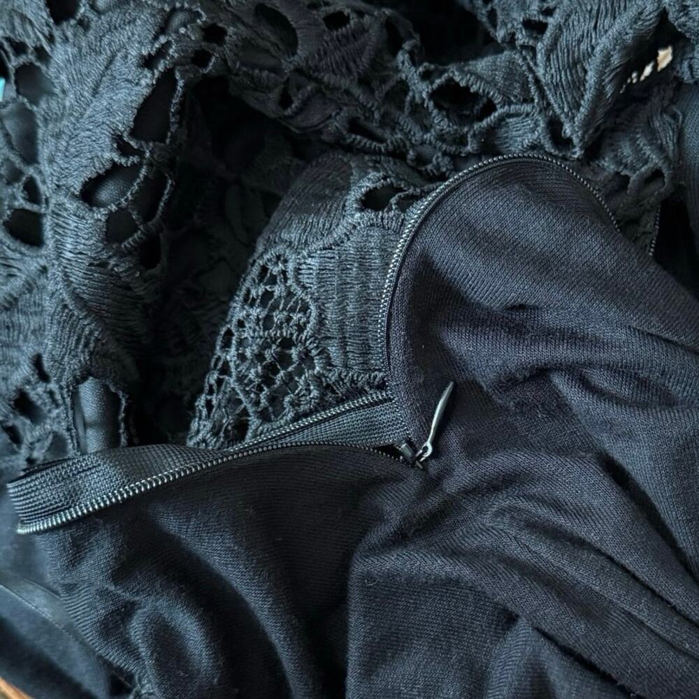 Unique J Gee black crochet bell flare sleeve fit and flare dress high waist 2x - Picture 8 of 12